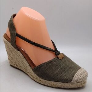 Solanz Rebekah Canvas Espadrille Wedge  in Olive Women's Size 7
